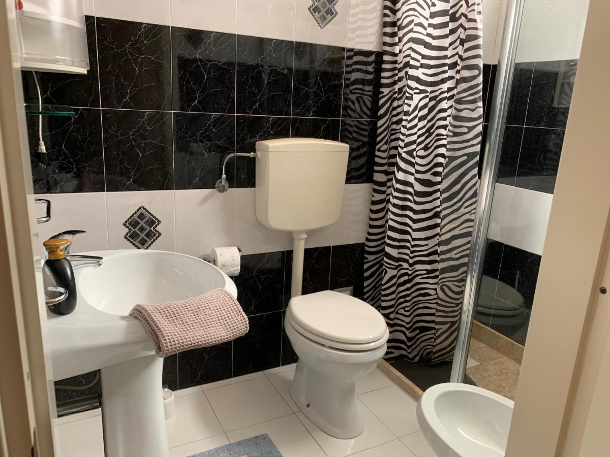 Chez Babette Hotell Quartu SantʼElena Eksteriør bilde